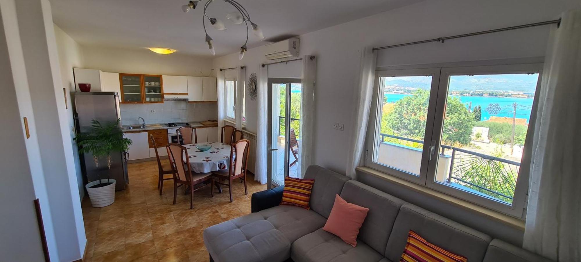 Apartment Sime Trogir Eksteriør bilde
