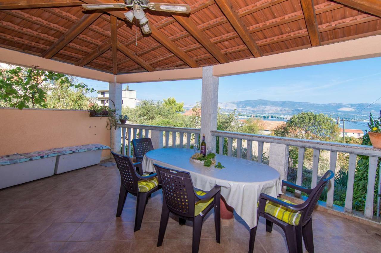 Apartment Sime Trogir Eksteriør bilde